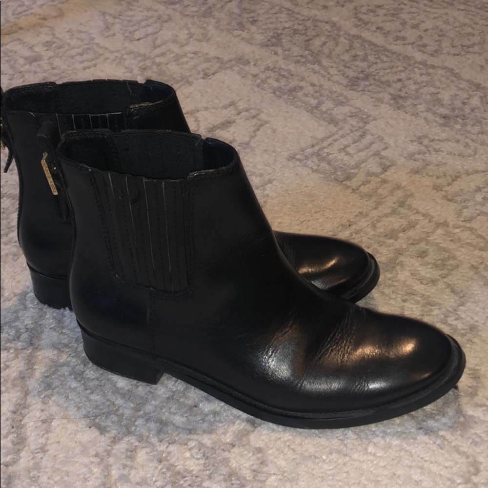 Tory Burch boots size 7